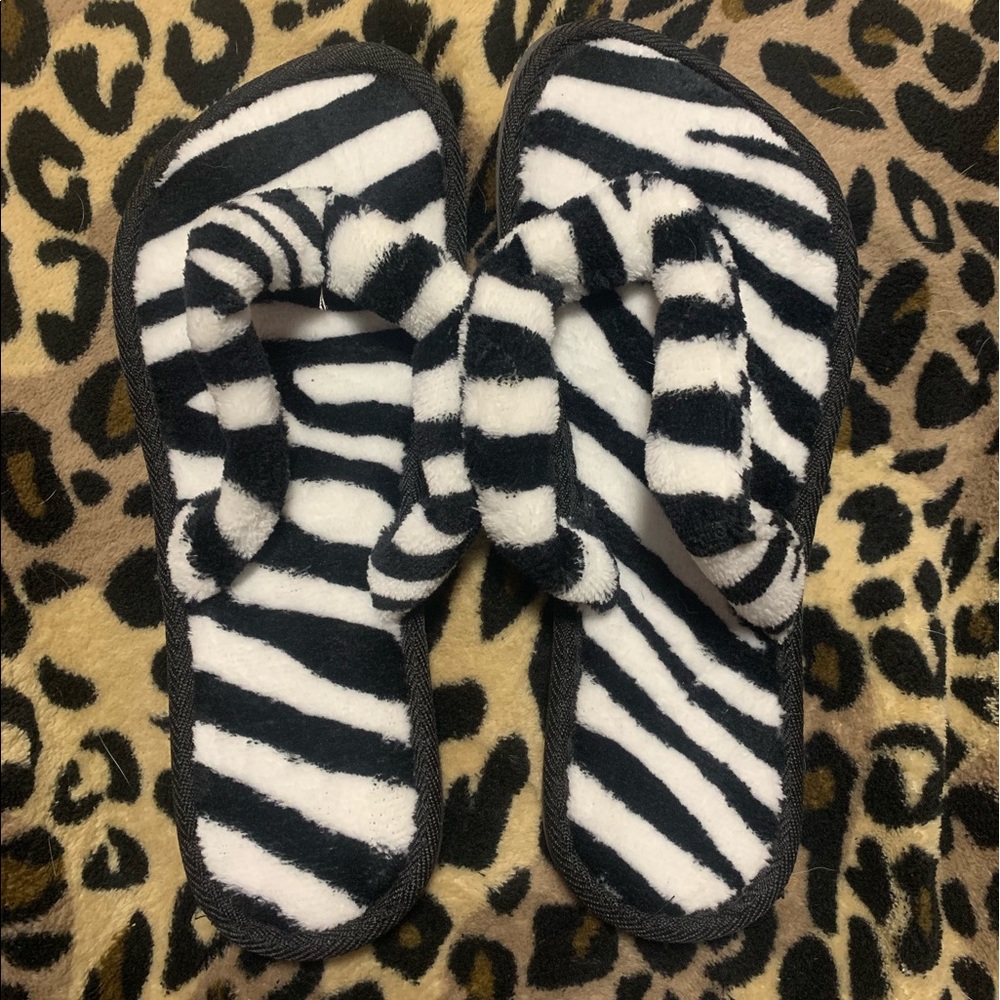 Slipper sandals
